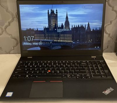 LENOVO THINKPAD P52S MÁY TRẠM – CORE I7 THẾ HỆ 8 (CARD RỜI 2G) – ĐÈN PHÍM – CẢM ỨNG