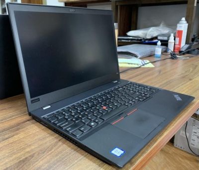 LENOVO THINKPAD P52S MÁY TRẠM – CORE I7 THẾ HỆ 8 (CARD RỜI 2G) – ĐÈN PHÍM – CẢM ỨNG