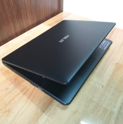 ASUS X451